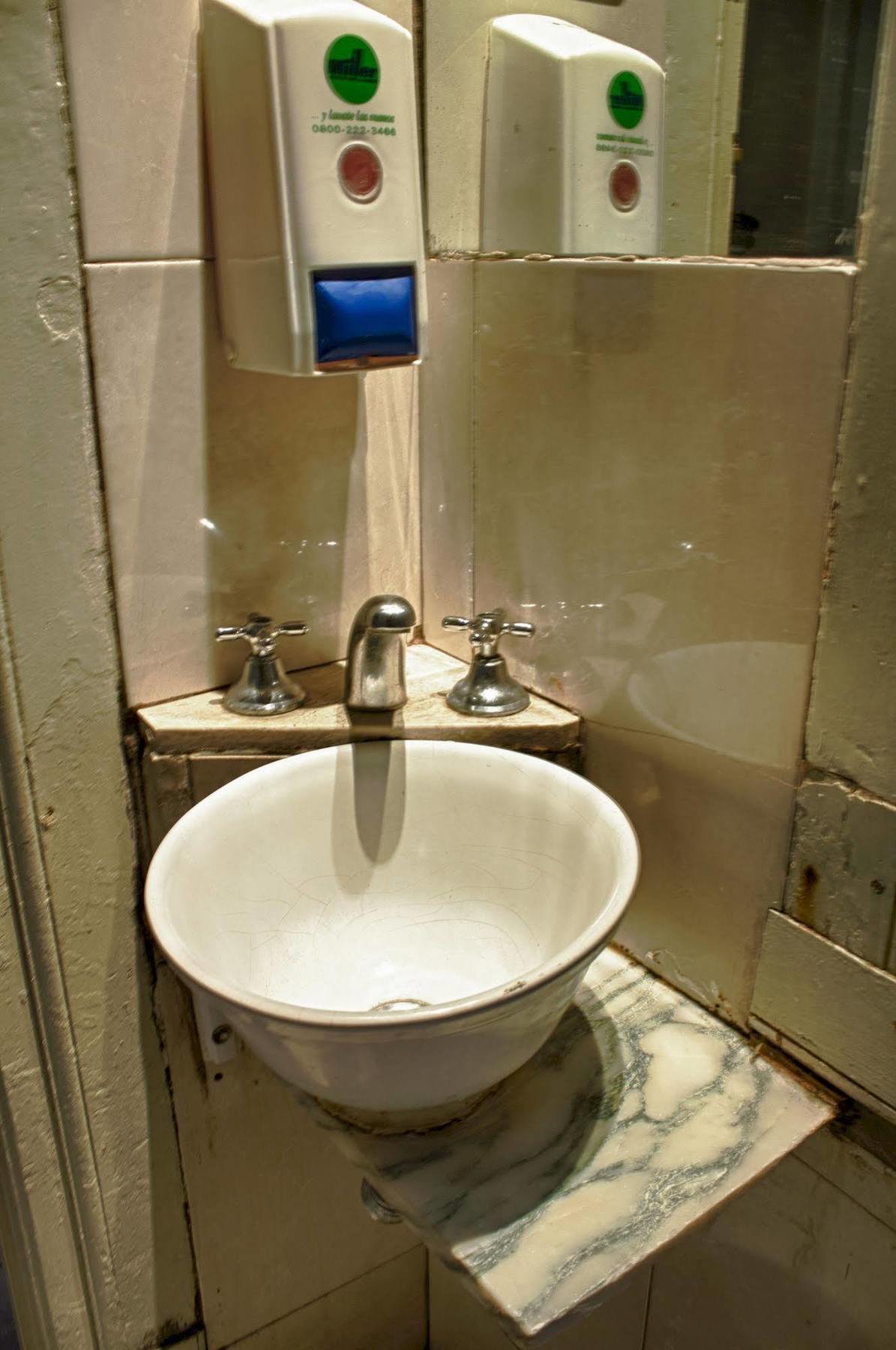 Hostel Suites Obelisco ブエノスアイレス エクステリア 写真